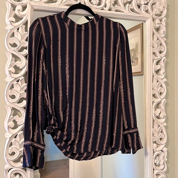 Hinge long sleeve metallic striped blouse - Picture 1 of 7